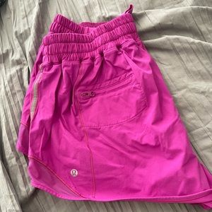 Lululemon HOTTY HOT shorts